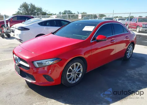 2019 Mercedes-Benz A 220 4Matic из США, поврежденный, VIN WDD3G4FBXKW027415